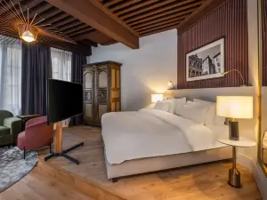 Cour des Loges Lyon, A Radisson Collection Hotel