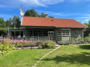 House With hot tub Sauna 300 Meters to Lake Boat Included