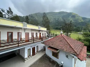 Family Homestay Syariah Bromo Mitra RedDoorz