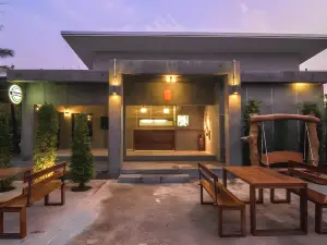 Usiket Resort