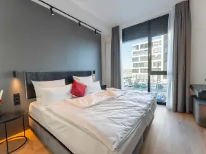 Frames Hotel GmbH