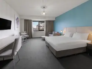 Mantra Melbourne Melton