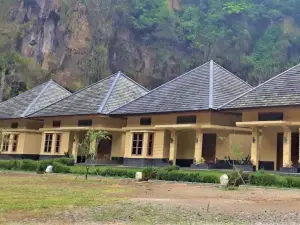Pesona Nirwana Resort by Zuzu