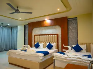 Hotel Dinanath