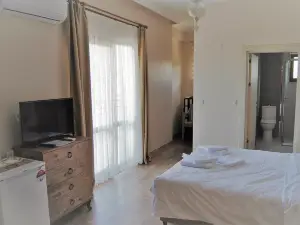 Beyaz Konak Güre