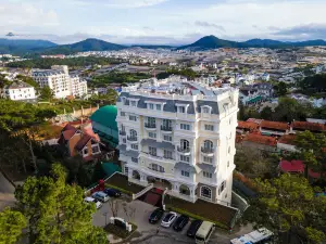 CALYSSA HOTELS & VILLAGE