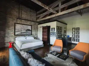 กันรันเนอร์บูทีคโฮเทล