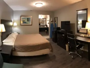 Deerfield Inn and Suites - Fairview