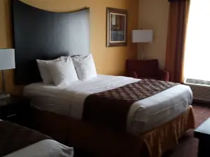 Paradise Inn & Suites