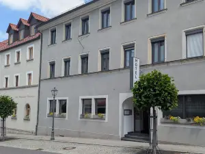 ホテル ドライ リリエン