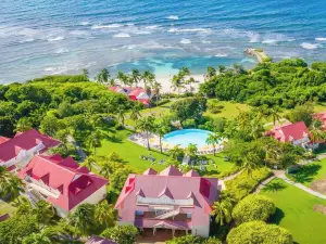 วิลเลจ แซ็งต์ อันน์ ปิแยร์ & วาแคนซ์