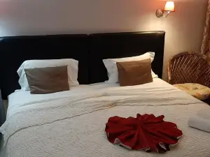 Hotel Ah Maio - Deluxe Double with Balcony 1
