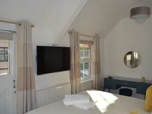 Frinton Escapes - the Cottage