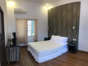 Hotel Purnama