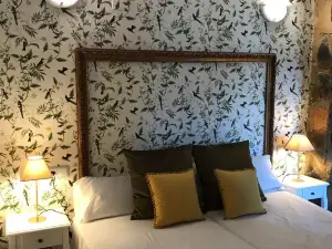 Leon Dormido Rooms & Apartments