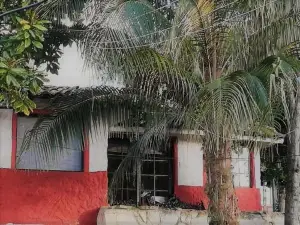 Hotel y Centro de Convenciones Pueblito de Yerbabuena Paraiso Natural