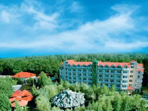 Atlant Holiday Village