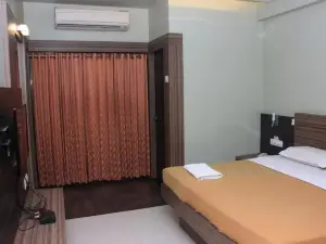 Hotel Sham Suman, Kolhapur- Opposite to Mahalaxmi Temple