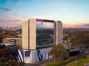 Moxy Sydney Airport