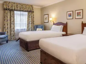 Sunday Winchester Wessex Hotel