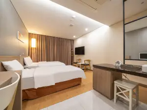 Hotel Clover