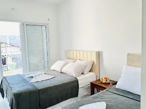 LAAR Hotel