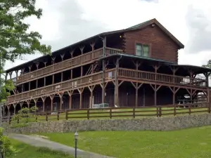 Cliffview Resort