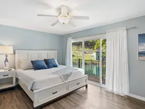 Cove Access with Dock and Fun Slide - Tranquil Retreat