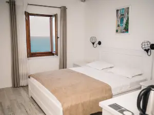 Hotel Pirate
