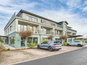 Seehotel Niedernberg - Das Dorf am See