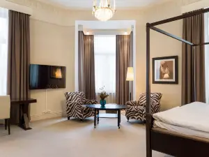 Elite Hotel Knaust