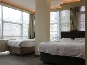 Center Room Hotel