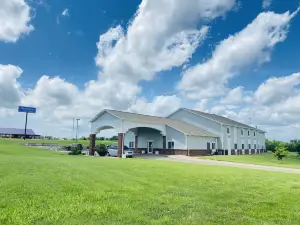 Herington Inn and Suites