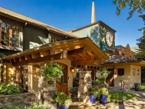 Annabelle Inn