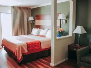 Rodeway Inn & Suites