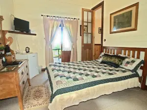 Butterfly Farm Bed and Breakfast Nirranda