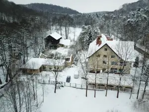 Złoty Jeleń - Restauracja I Dom gościnny