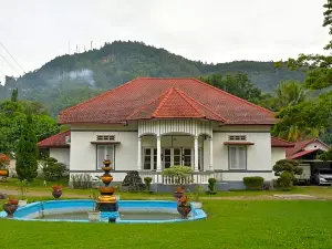 KHAS Ombilin Hotel