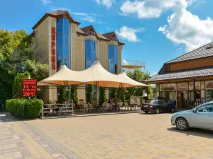 Korona Hotel