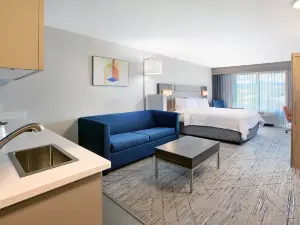 Holiday Inn Express & Suites BUFFALO by IHG