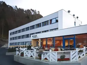 Kinn Hotell Florø