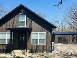 Loft near Bennett Springs State Park
