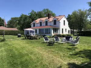 Madison Lakehouse – Spectacular Sunsets, Triple Lot.
