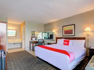 OYO Hotel Douglas GA US-441