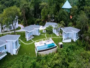 Adeluna Luxury Villas