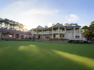 Inn and Club at Harbour Town