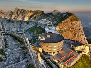 Hotel Pilatus-Kulm