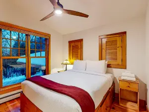 Woodford Lodge