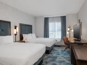 แฮมป์ตันอินน์ เทอร์ล็อค