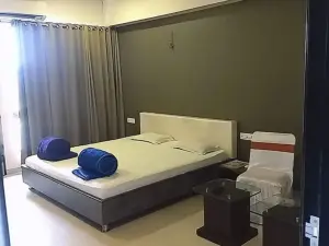 Hotel Karnawat Avenue